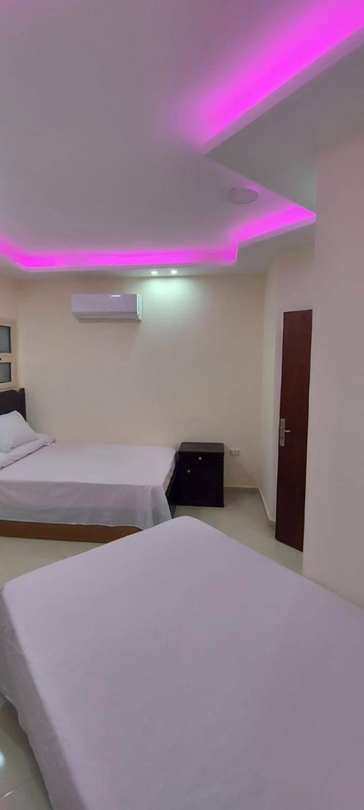 Casablanca Beach For Families And Couples Only Aparthotel Hurghada Rom bilde